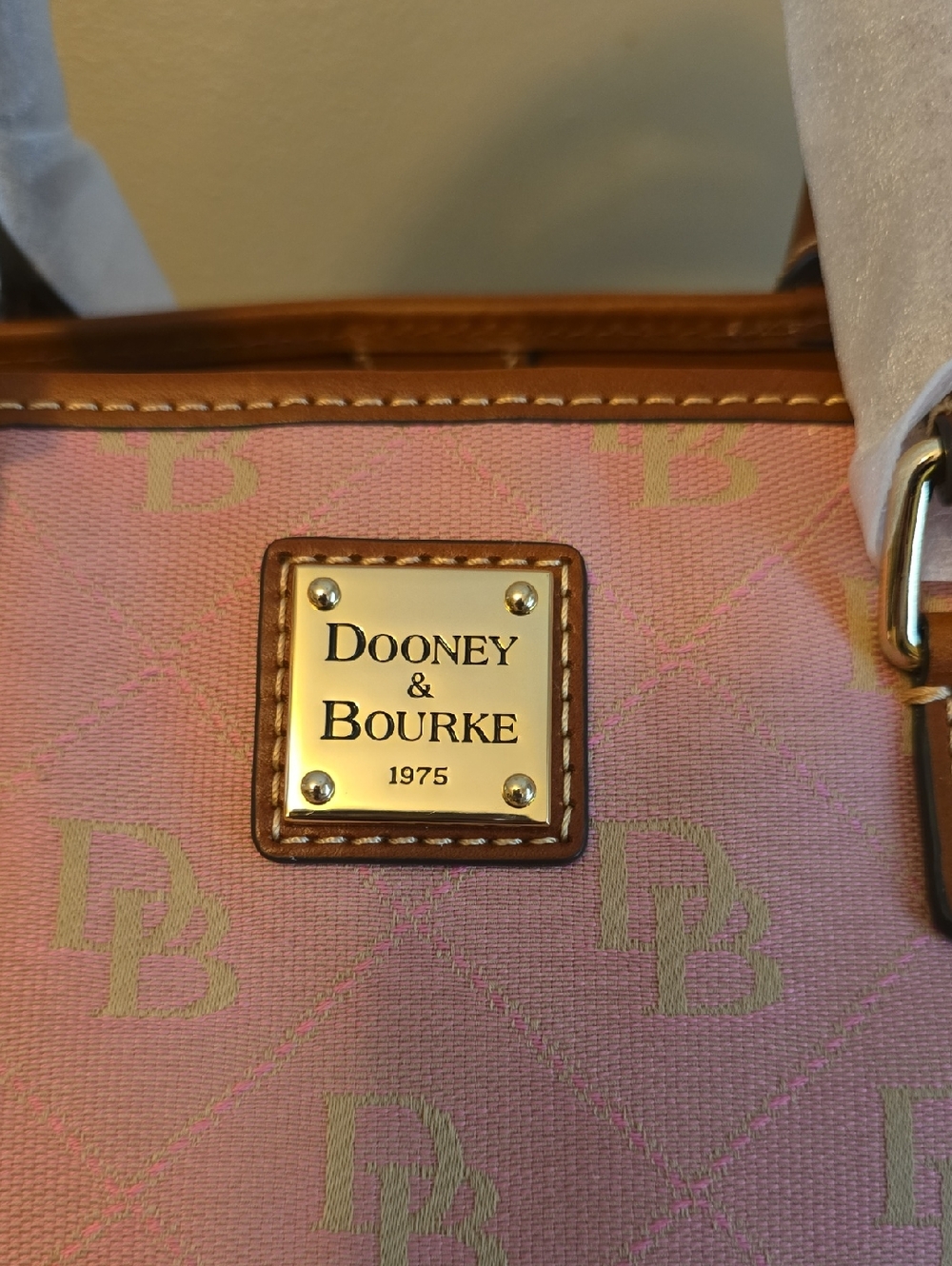 Dooney & Bourke Chelsea Shopper Tote, Handbag - Picture 2 of 11